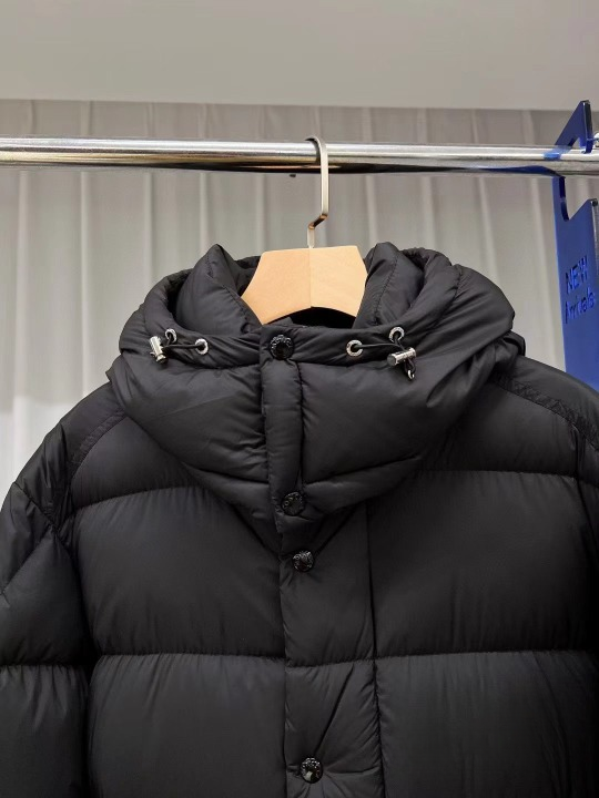 MCL | Puffer nero di lusso